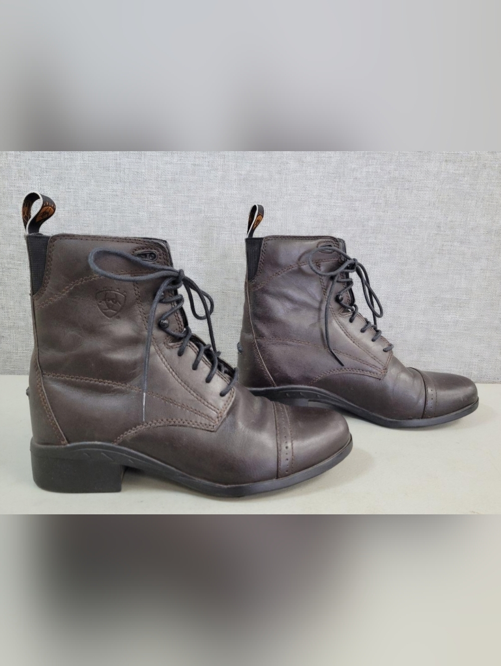 Ariats Women's Dark Brown Lace-Up Leather Ankle Boots